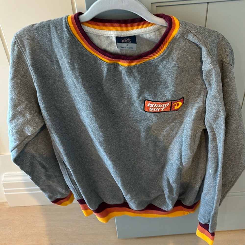 Island Surf  Sweatshirt medium westhampton beach